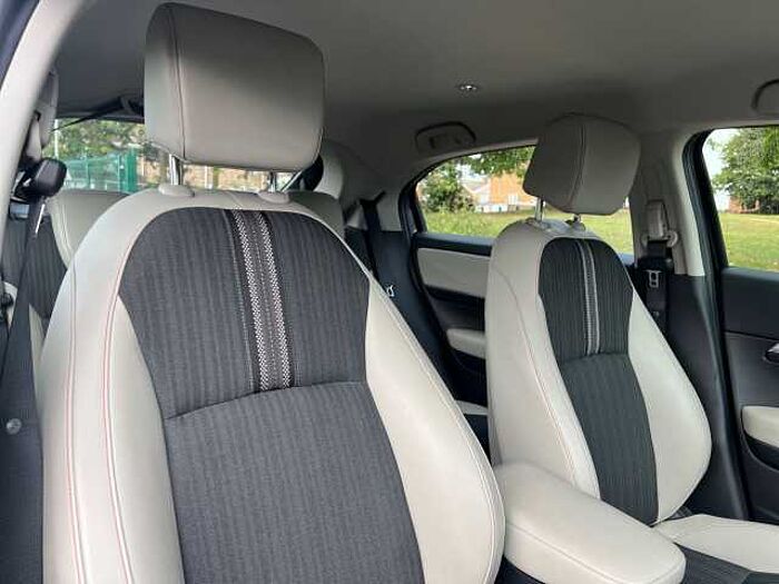 Honda HR-V Hybrid 5dr 1.5 I-mmd Advance Style Cvt 