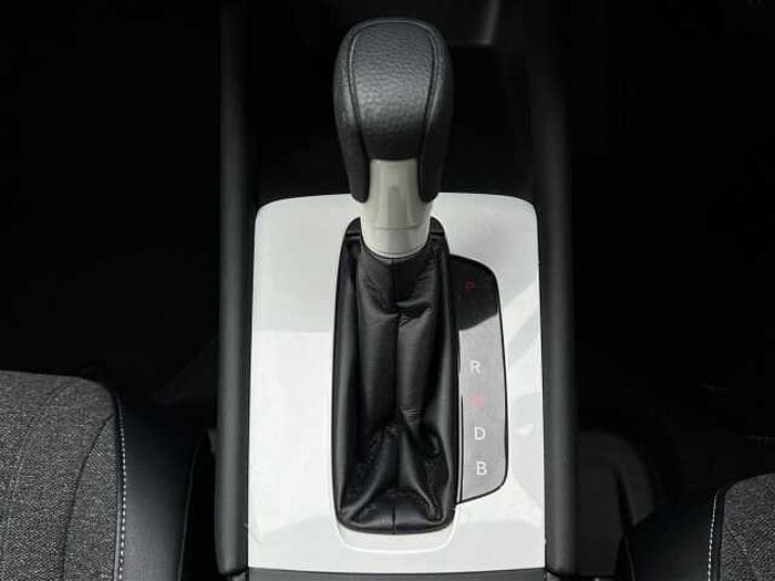 Honda Jazz Hybrid Sr I-Mmd Cvt 